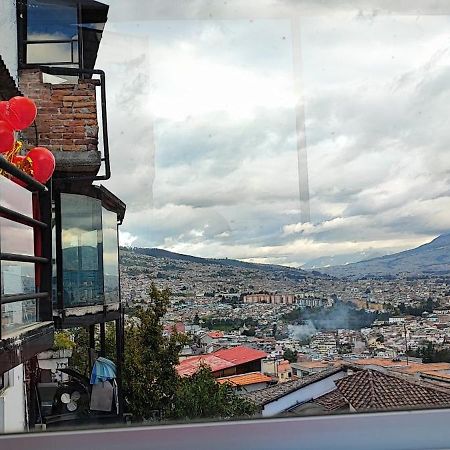 Luna Quitena Hotel Quito Exterior photo