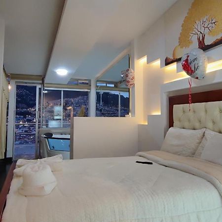 Luna Quitena Hotel Quito Exterior photo