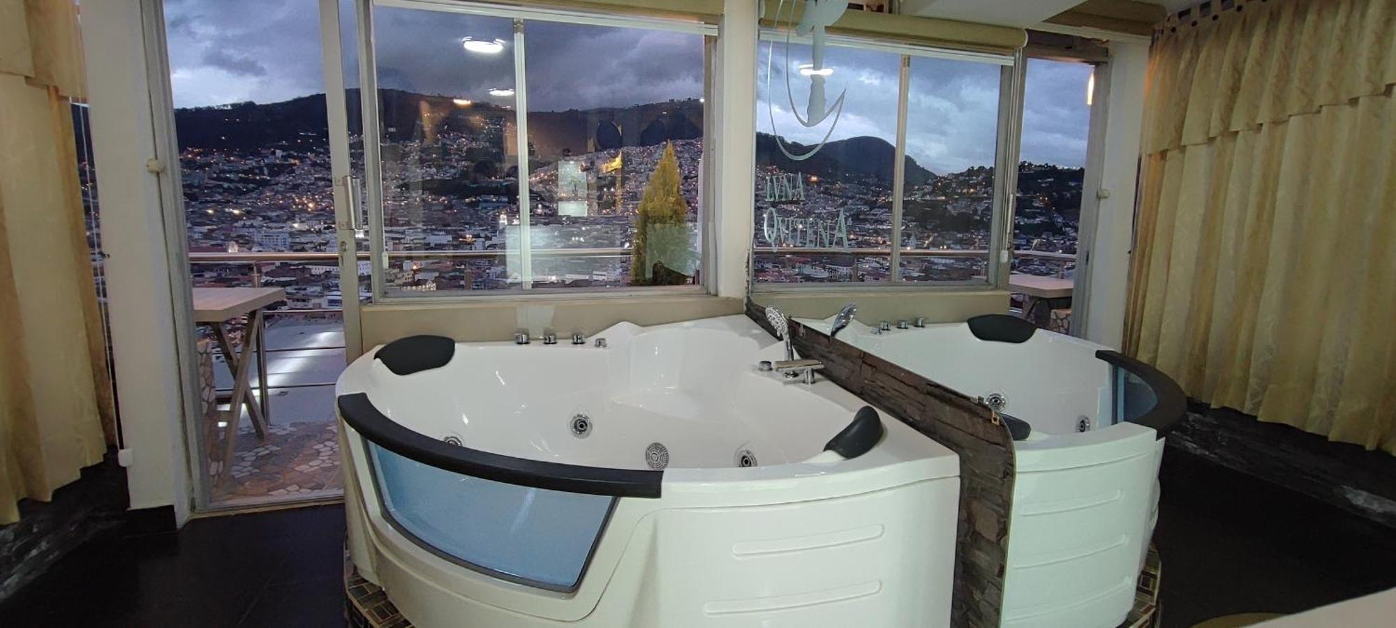 Luna Quitena Hotel Quito Exterior photo