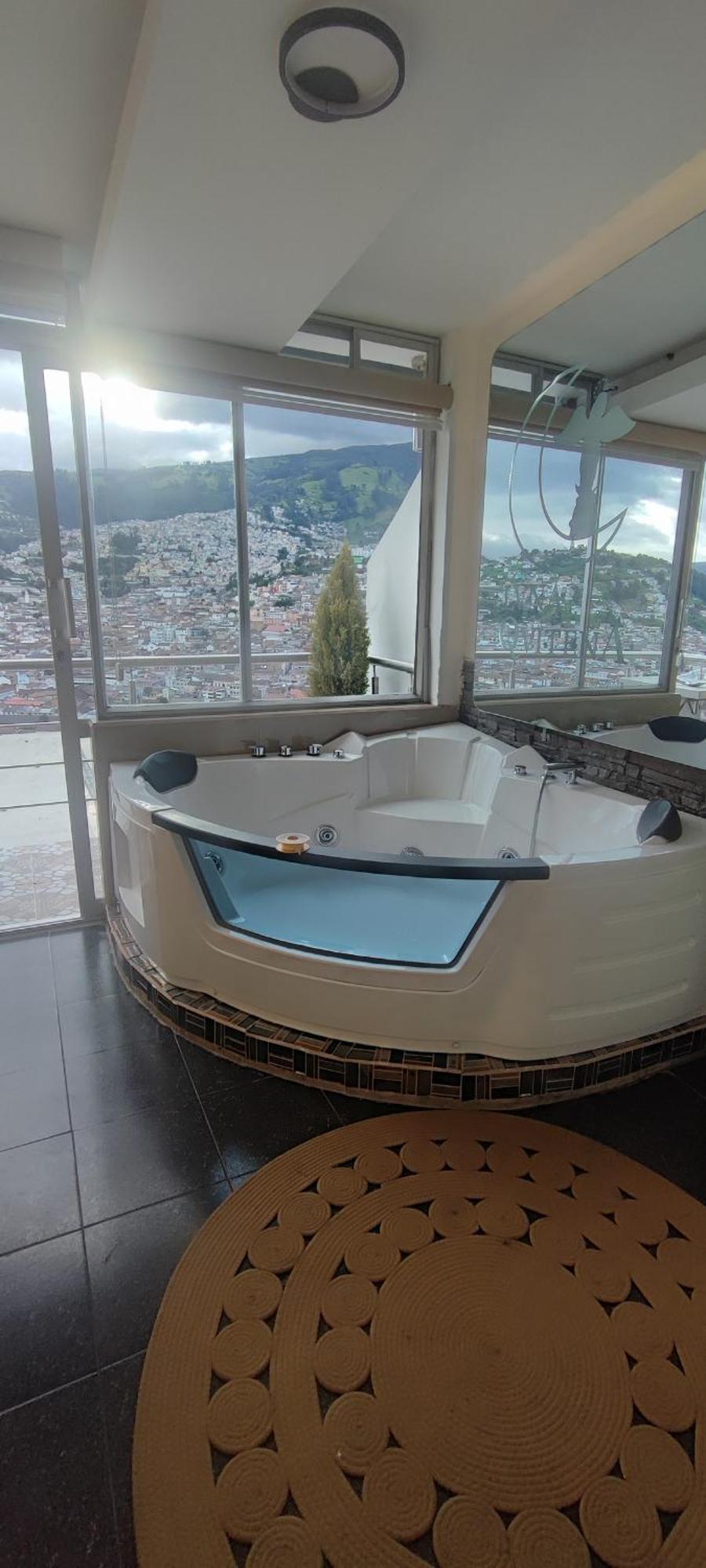Luna Quitena Hotel Quito Exterior photo